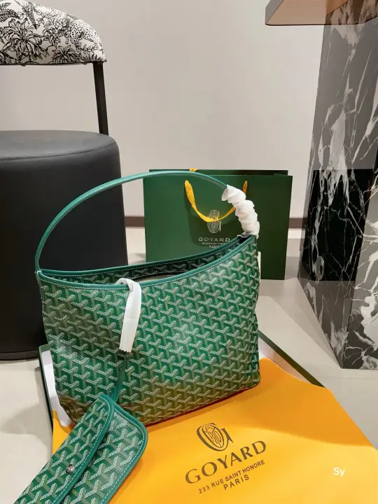 Goyard Size:34×26 x13cm--13